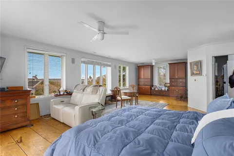 $1,750,000 | 40 Little Harbor Road, Tiverton, RI 02878