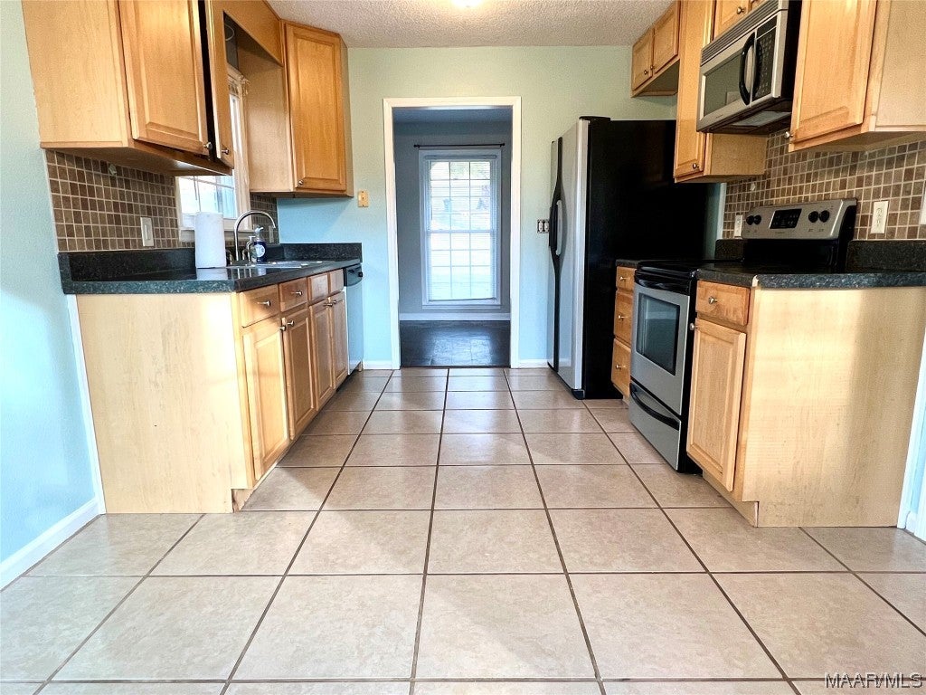 503 Choctaw Road Enterprise, AL 36330 - Photo 4 of 17 Gallery Image 4