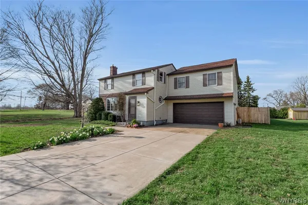 $379,900 | 7163 Combs Drive, Eden, NY 14075