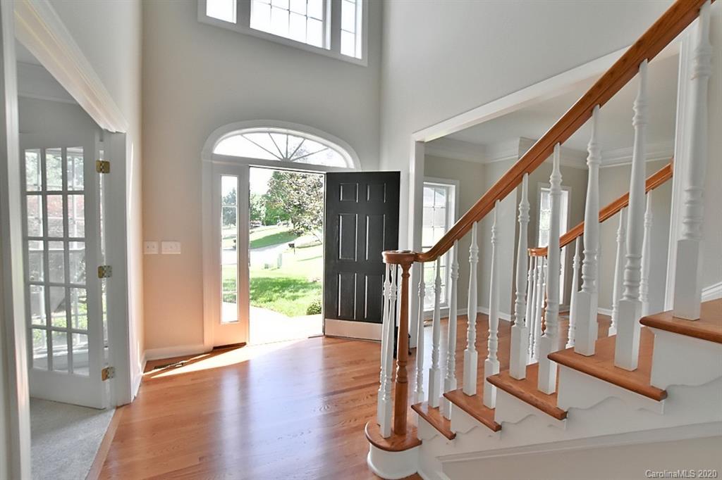 203 Melbourne Drive Fort Mill, SC 29708 - Photo 2 of 32