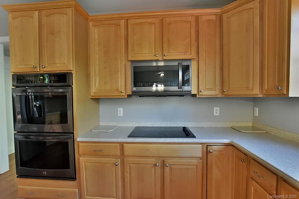 203 Melbourne Drive Fort Mill, SC 29708 - Photo 11 of 32