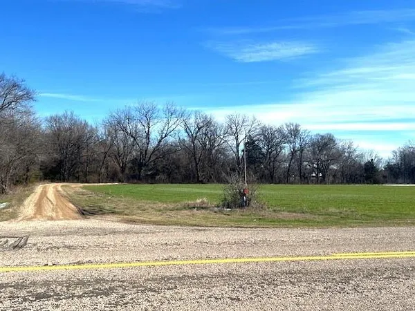 $220,000 | 824 Roxton Tx 75477, Roxton, TX 75477