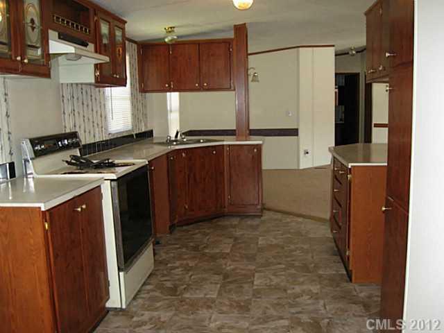 109 Pine Ridge Loop Polkton, NC 28135 - Photo 4 of 15 Gallery Image 4