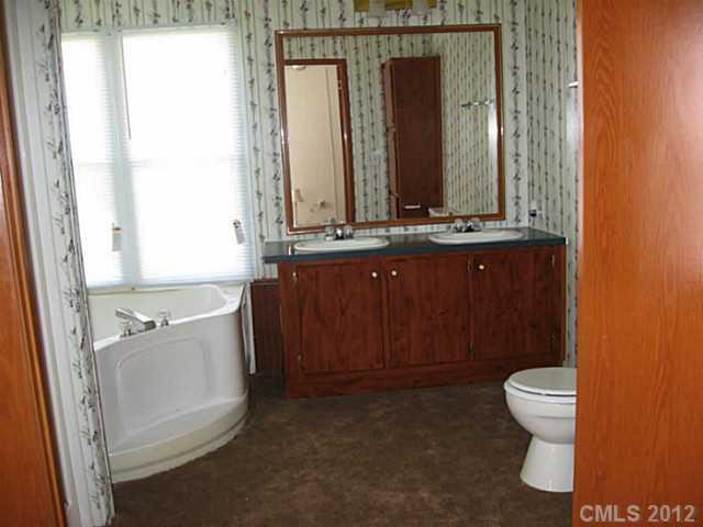 109 Pine Ridge Loop Polkton, NC 28135 - Photo 8 of 15 Gallery Image 8