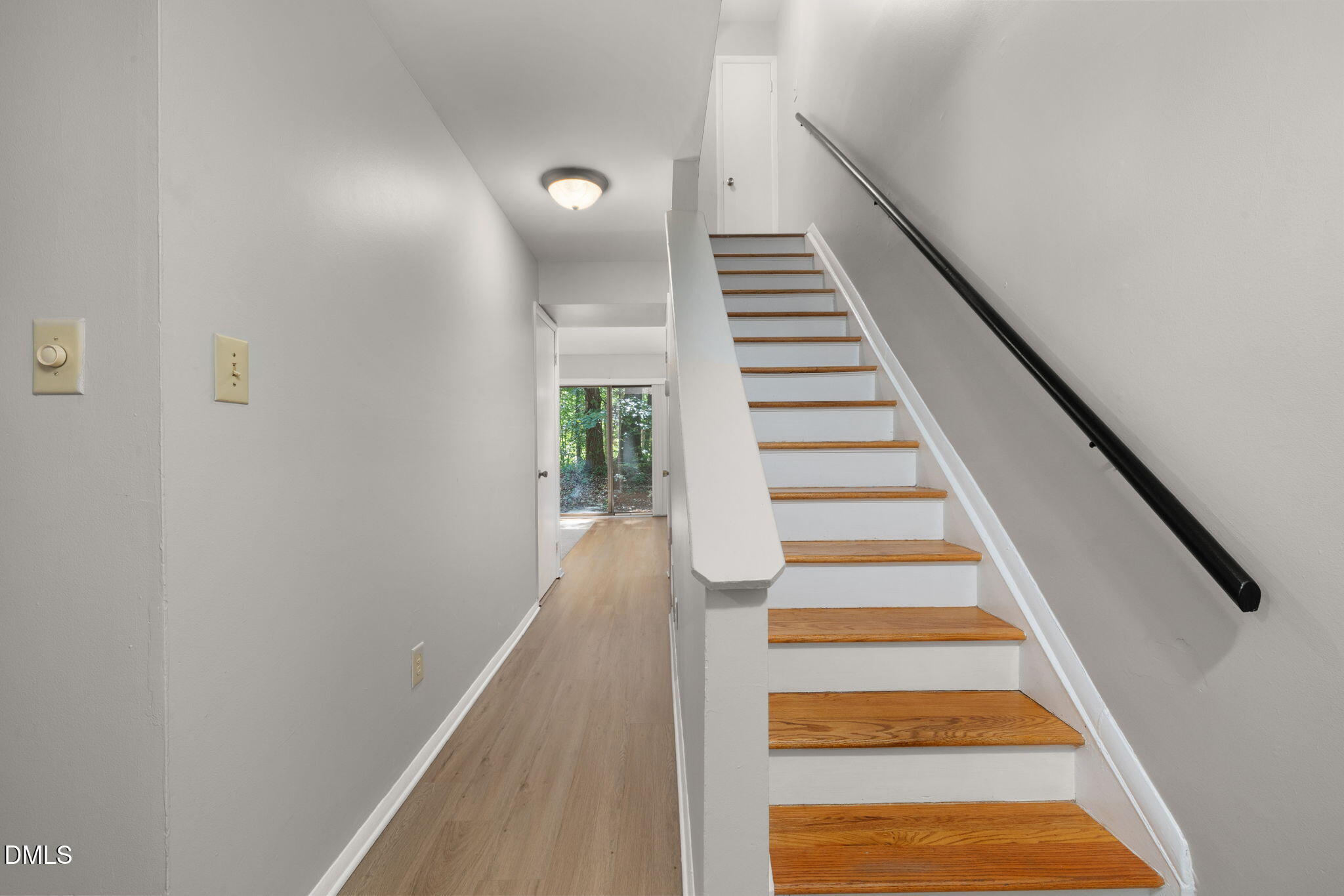 1133 Schaub Drive Raleigh, NC 27606 - Photo 8 of 34