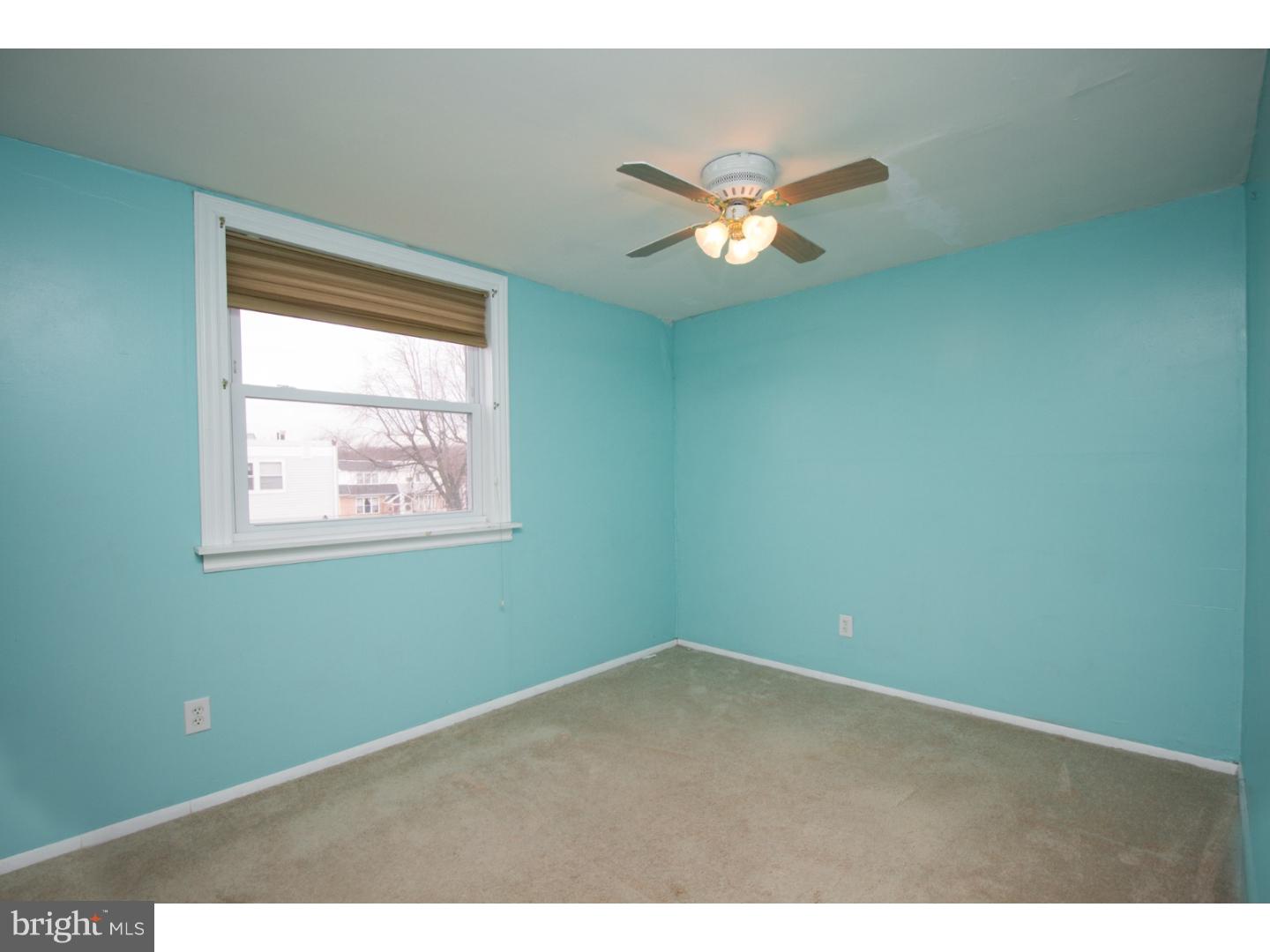 10820 Calera Road Philadelphia, PA 19154 - Photo 8 of 13