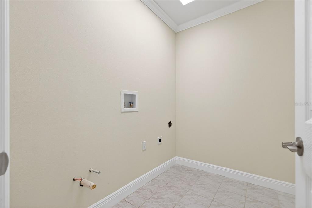 7108 Midnight Pass Road Sarasota, FL 34242 - Photo 17 of 83