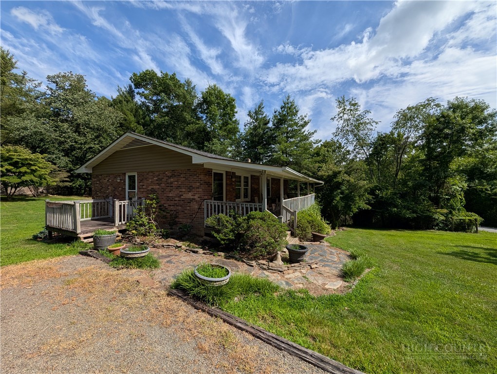 95 Glade Creek Road Sparta, NC 28675 - Photo 18 of 49