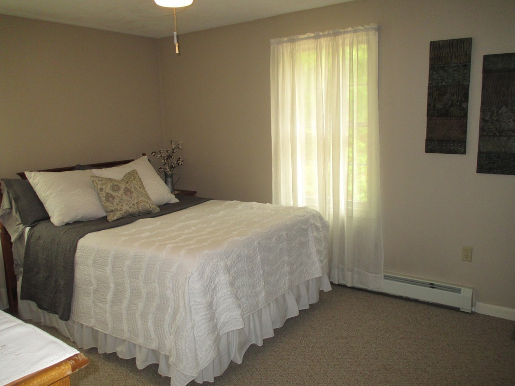 106 Fiskdale Road Brookfield, MA 01506 - Photo 9 of 30