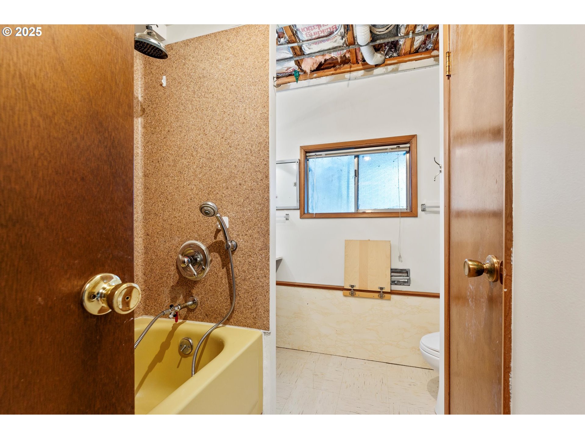 15051 Southeast Bluff Road Sandy, OR 97055 - Photo 26 of 41 a bathroom with a shower