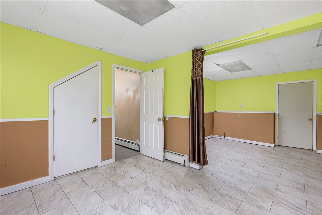 808 Point Judith Road Narragansett, RI 02882 - Photo 14 of 20