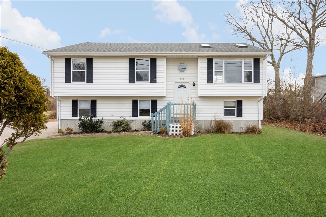 808 Point Judith Road Narragansett, RI 02882 - Photo 2 of 20