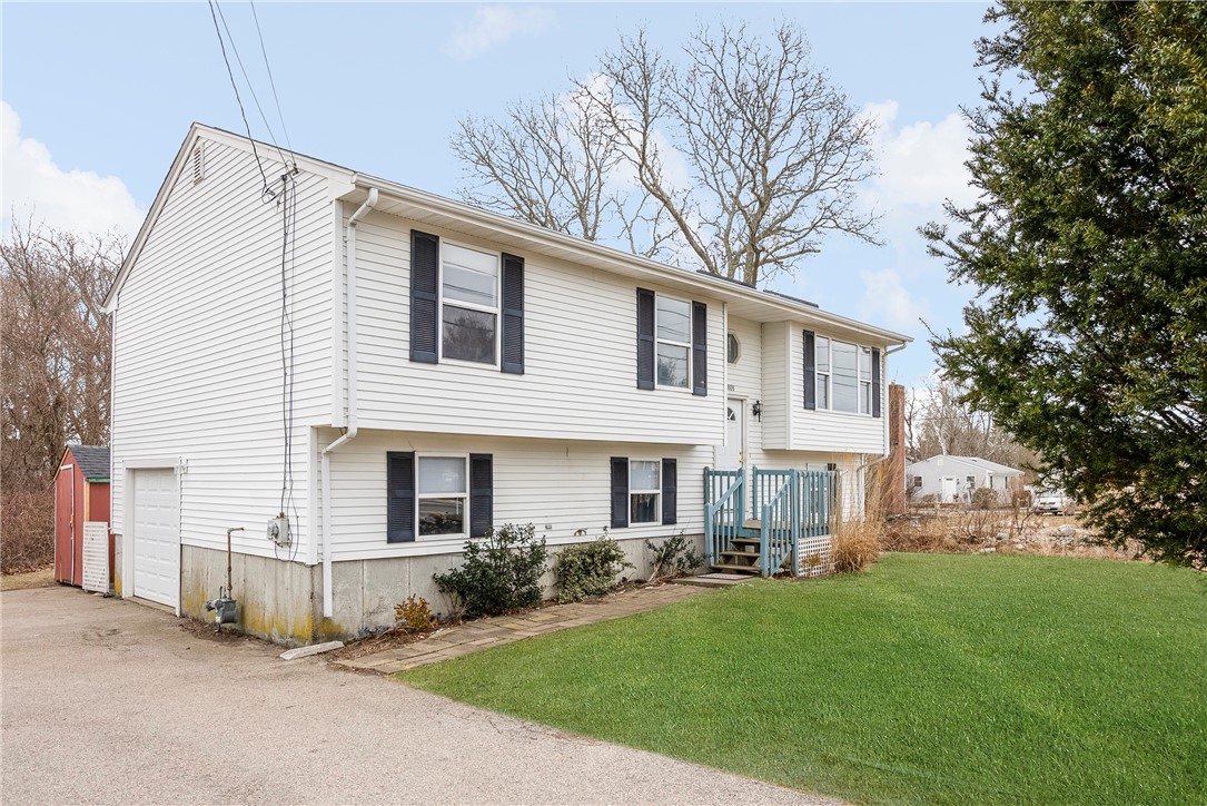 808 Point Judith Road Narragansett, RI 02882 - Photo 3 of 20