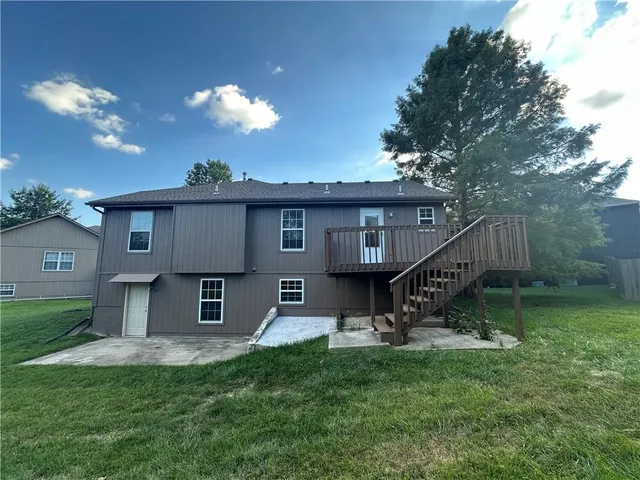 $380,000 | 4400 Southwest Rivulet Drive, Lee's Summit, MO 64082