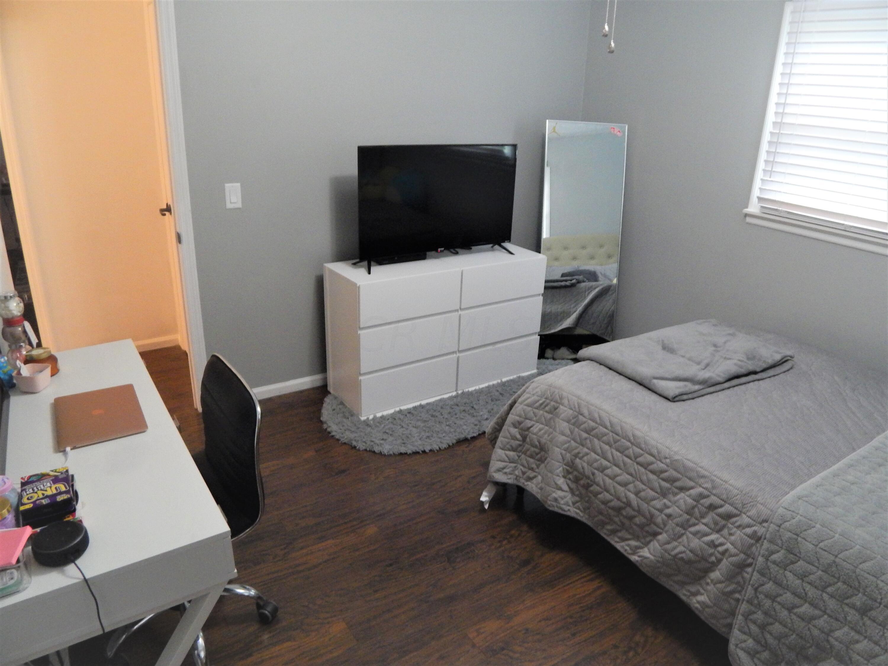 3360 West Point Road Southeast Lancaster, OH 43130 - Photo 18 of 34 bedroom 2
