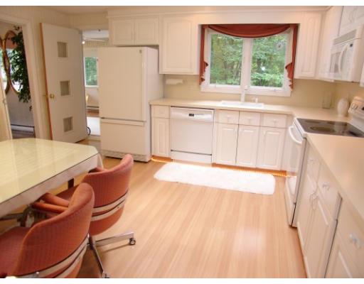 20 Phinney Road Lexington, MA 02421 - Photo 3 of 8
