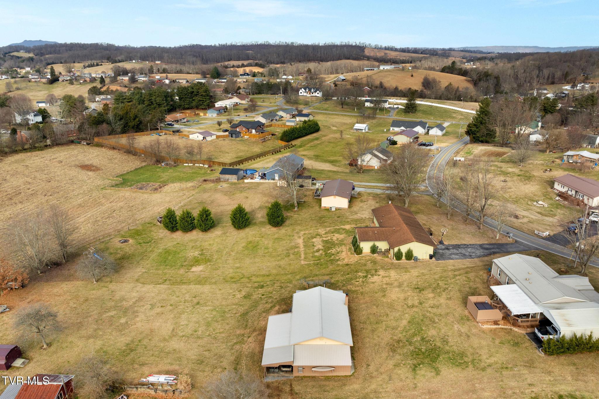 1105 Harmony Road Jonesborough, TN 37659 - Photo 43 of 53 DJI_0676