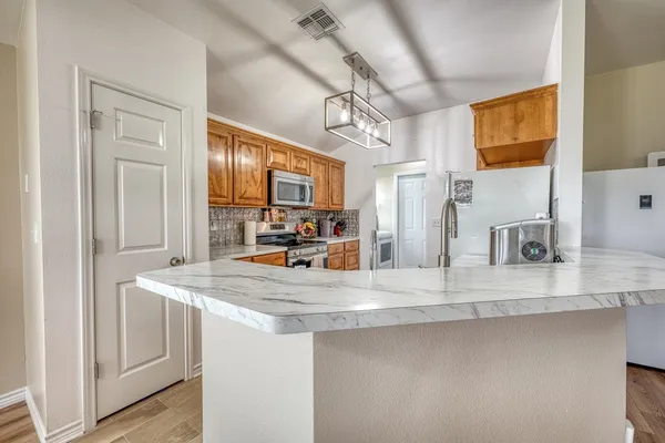 $295,000 | 321 County Road 4450, Kempner, TX 76539