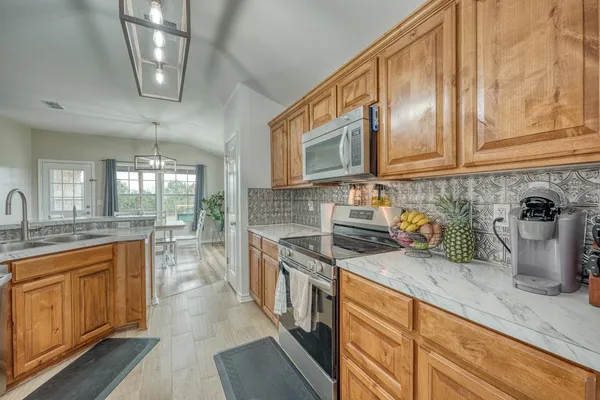 $295,000 | 321 County Road 4450, Kempner, TX 76539