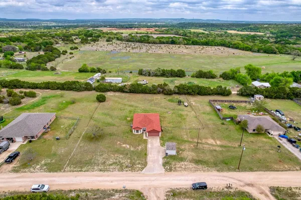 $295,000 | 321 County Road 4450, Kempner, TX 76539
