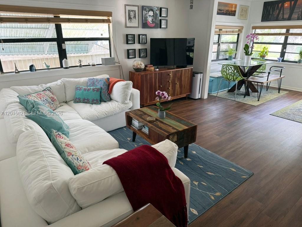 324 Southwest 3rd Avenue Delray Beach, FL 33444 - Photo 4 of 22