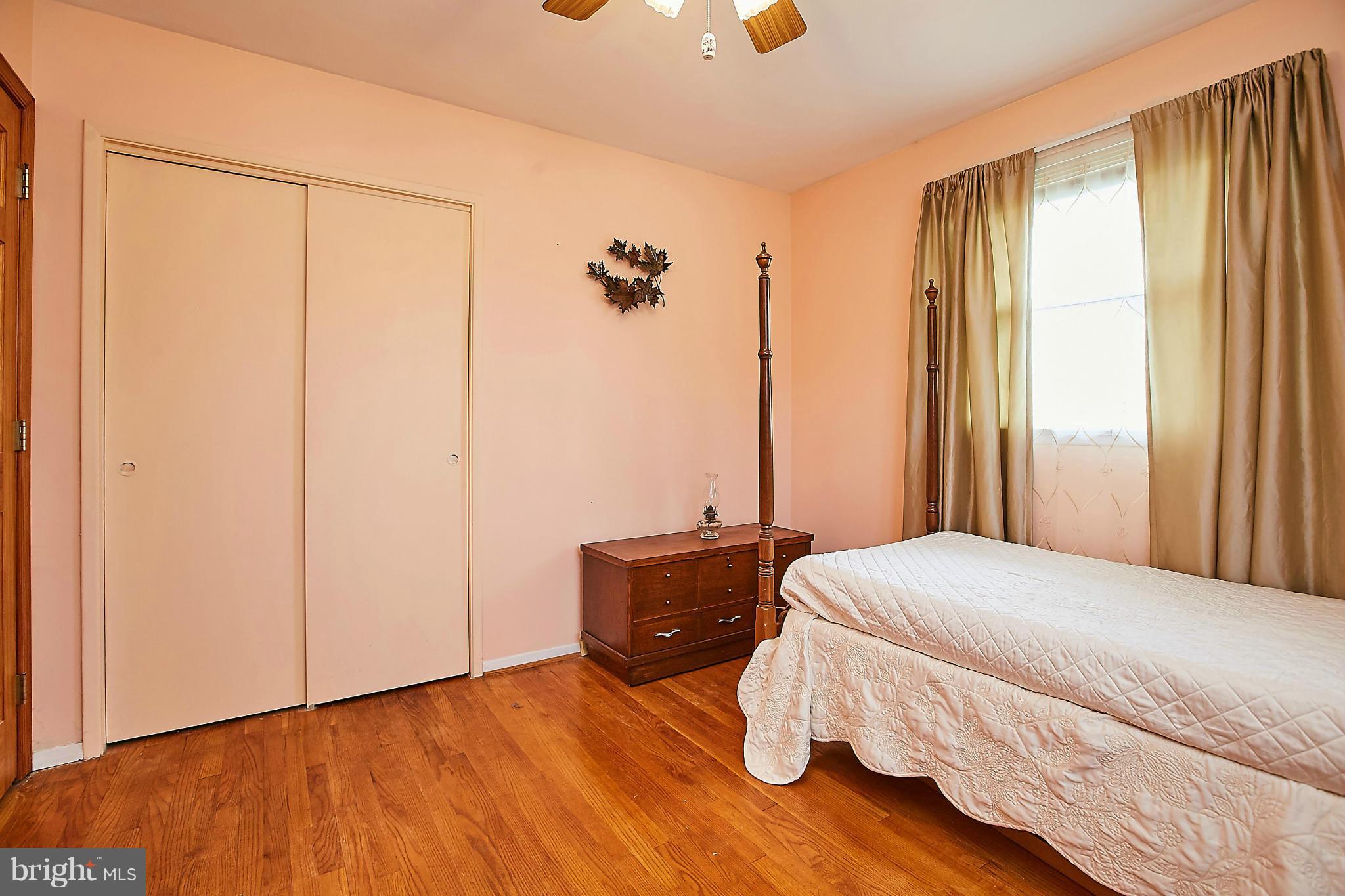 7521 Inzer Street Springfield, VA 22151 - Photo 17 of 30 Bedroom #2
