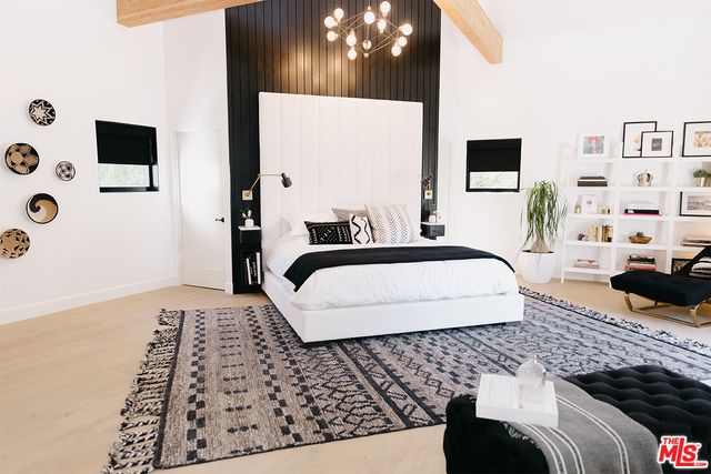 $1,830,000 | 2065 Watsonia Terrace, Los Angeles, CA 90068