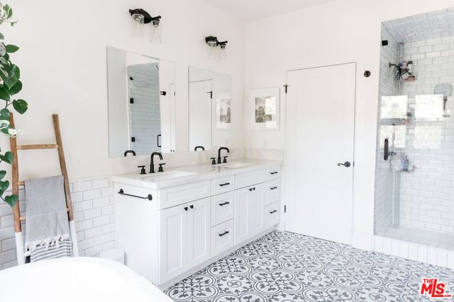 $1,830,000 | 2065 Watsonia Terrace, Los Angeles, CA 90068