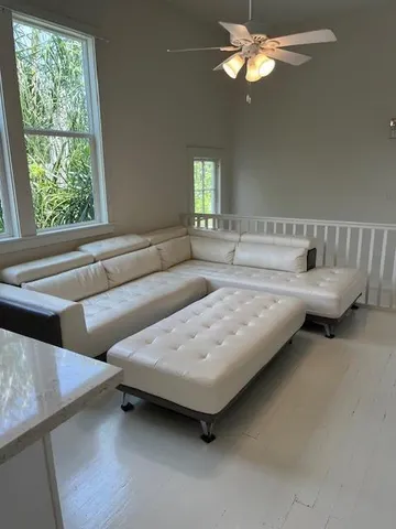 $1,950 | 5924 Pitt Street, New Orleans, LA 70115