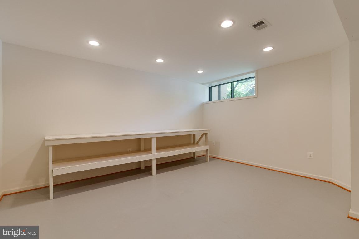 2104 Cartwright Place Reston, VA 20191 - Photo 19 of 30 Perfect for workout room, crafts or workshop