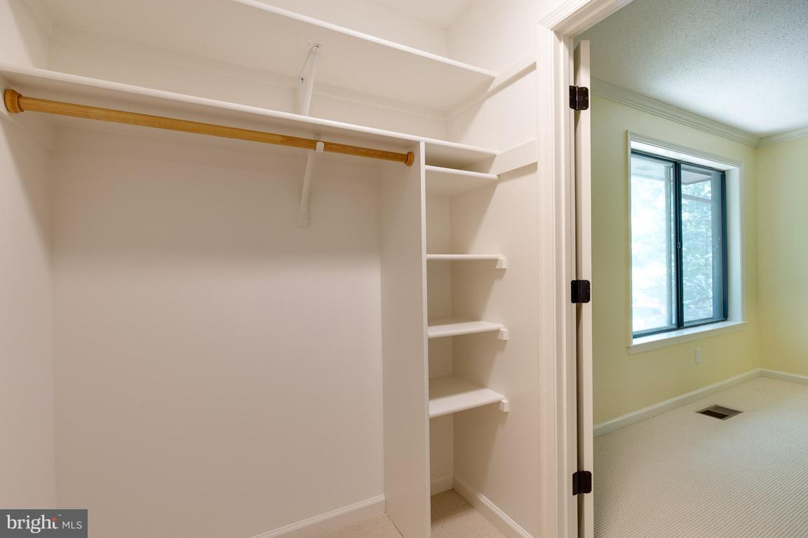2104 Cartwright Place Reston, VA 20191 - Photo 22 of 30 Huge walk-in closet gives tons of space to MBR