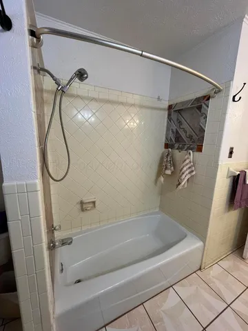 $254,400 | 310 Ave C Southeast, Childress, TX 79201