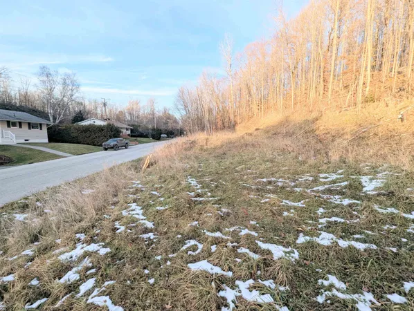 $42,500 | 10 Maplewood Avenue, Unit LOT # 10, Barre, VT 05641