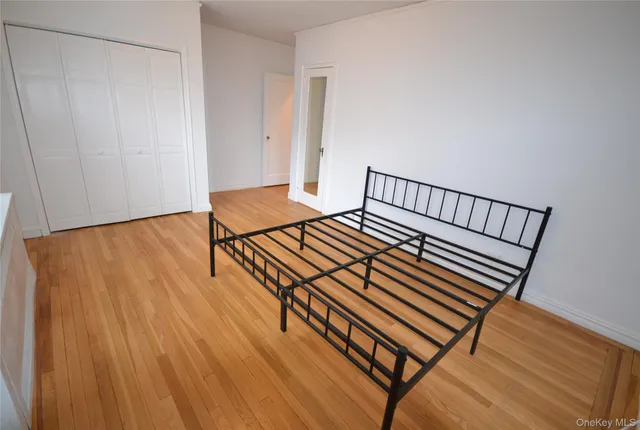 $330,000 | 210 Martine Avenue, Unit 1H, White Plains, NY 10601