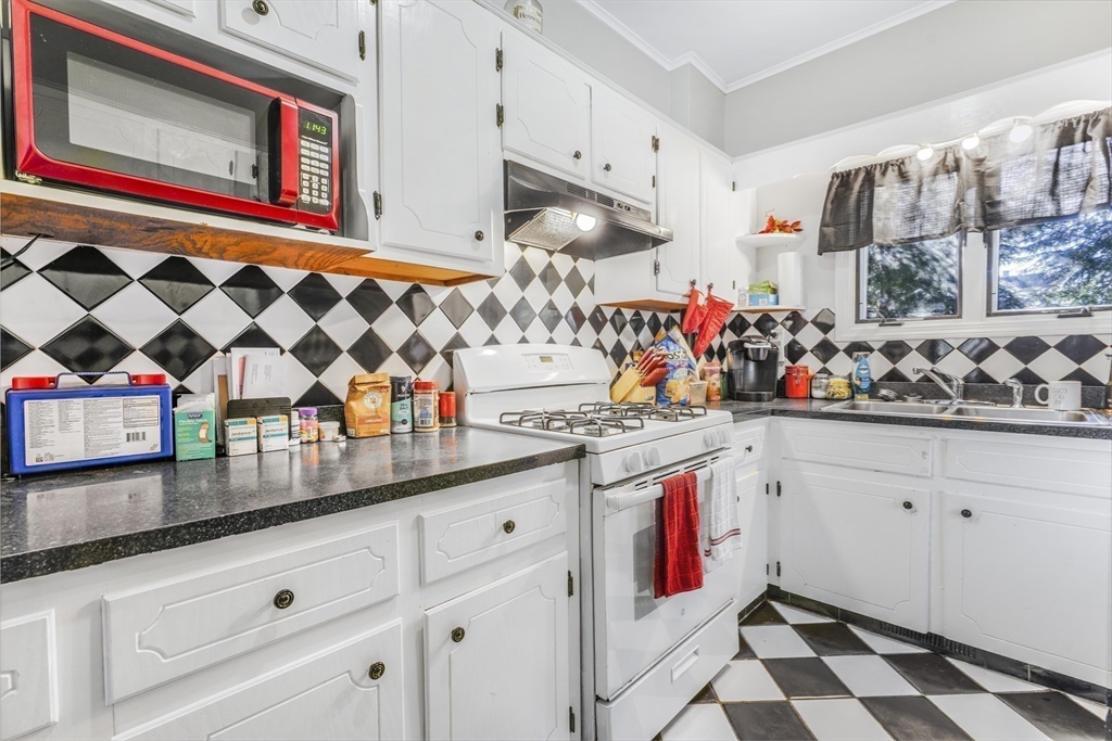 115 Reney Street Fall River, MA 02723 - Photo 7 of 25 Gallery Image 7