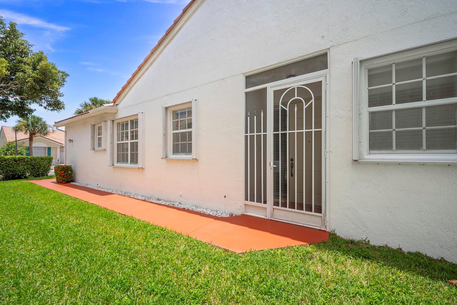6259 Heliconia Road Delray Beach, FL 33484 - Photo 3 of 24 Photo 3