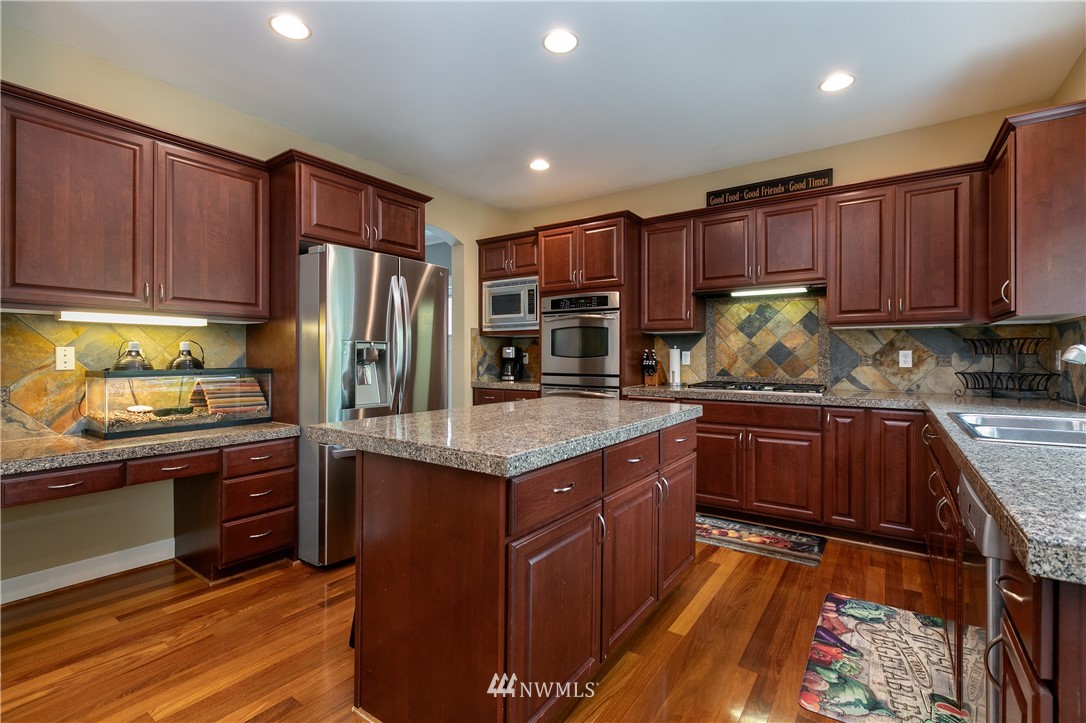4103 163rd Place Southeast Bothell, WA 98012 - Photo 5 of 26