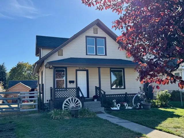 $329,900 | 2708 East Nora Avenue, Spokane, WA 99207