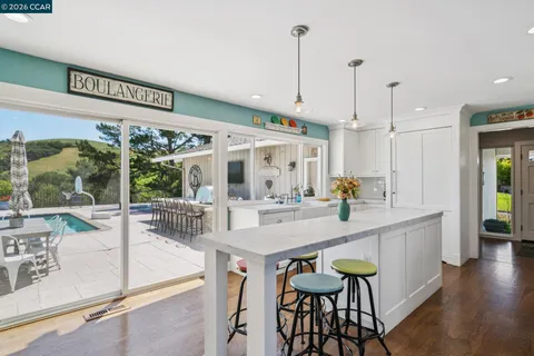 $2,995,000 | 1933 Joseph Drive, Moraga, CA 94556