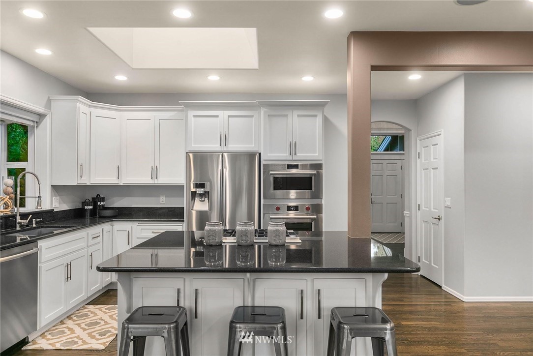 1408 241st Street Southeast Bothell, WA 98021 - Photo 14 of 39