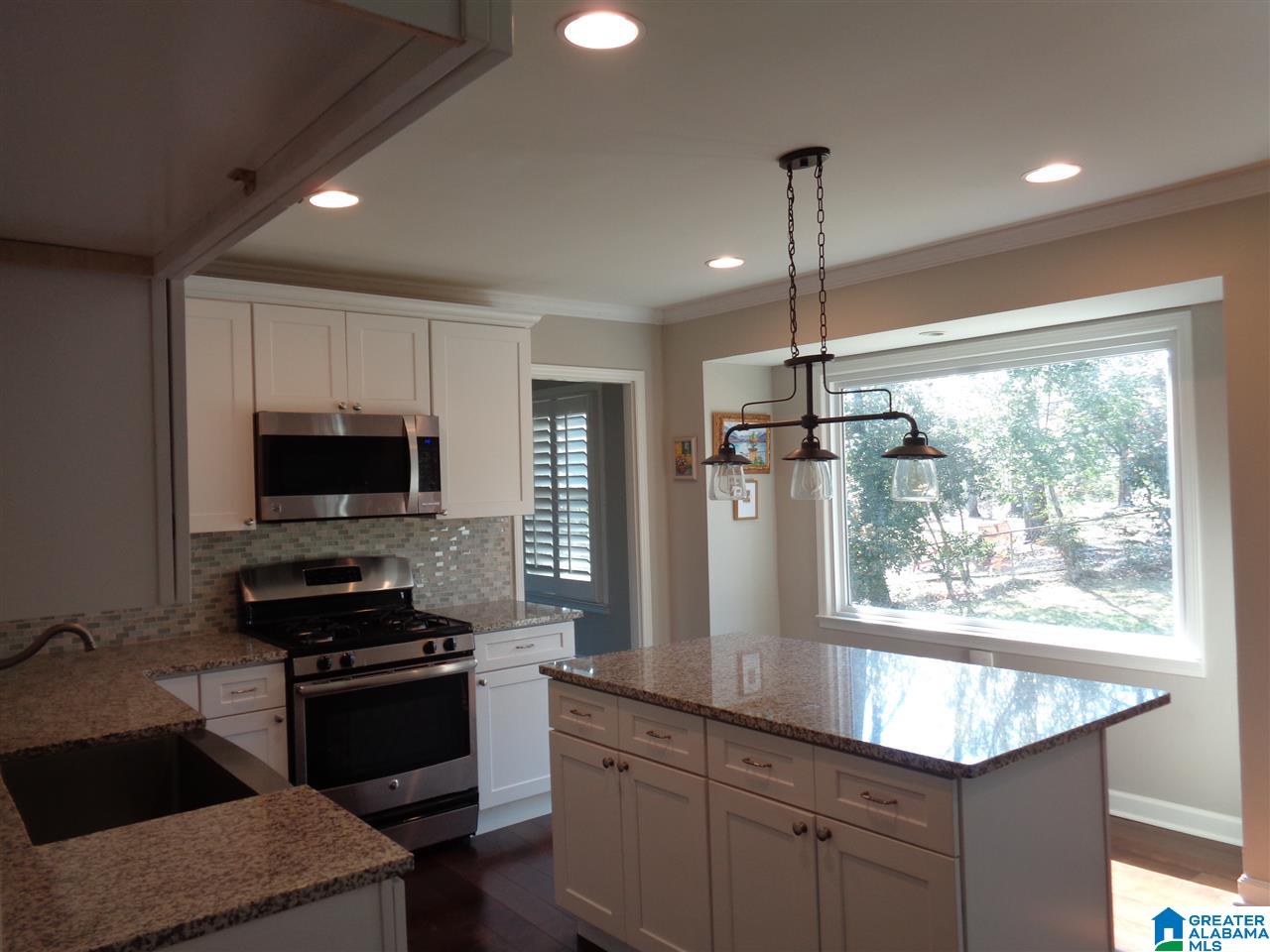 1618 Patton Chapel Road Birmingham, AL 35226 - Photo 9 of 39