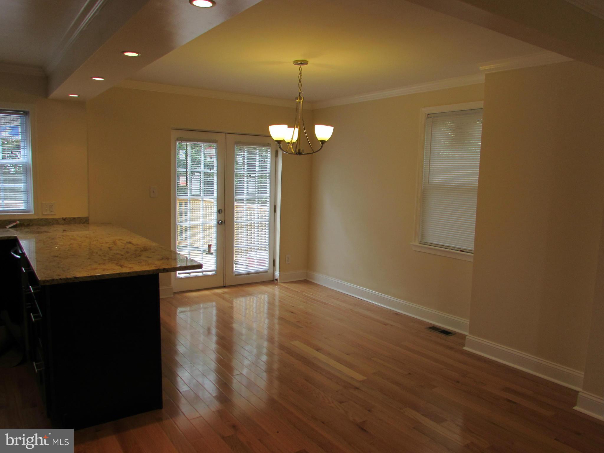 5928 Glennor Road Baltimore, MD 21239 - Photo 4 of 18 Dining Room