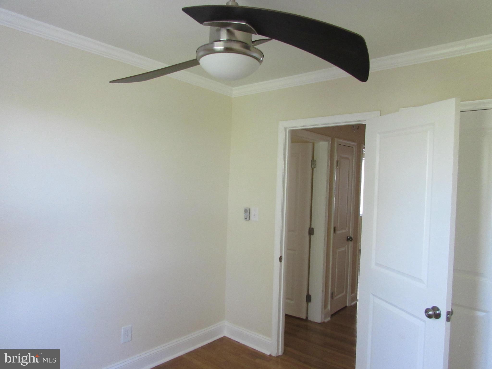 5928 Glennor Road Baltimore, MD 21239 - Photo 10 of 18 3rd Bedroom