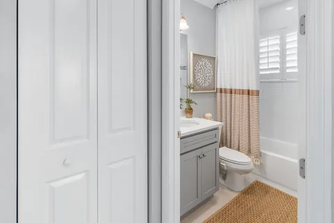 $499,999 | 11397 Southwest Carlisle Crossing Avenue, Port St. Lucie, FL 34987