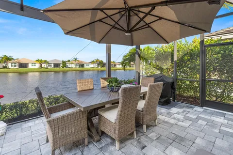 $499,999 | 11397 Southwest Carlisle Crossing Avenue, Port St. Lucie, FL 34987