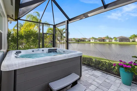 $499,999 | 11397 Southwest Carlisle Crossing Avenue, Port St. Lucie, FL 34987