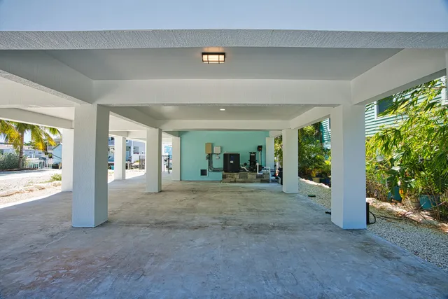 $2,995,000 | 850 92nd Street, Marathon, FL 33050