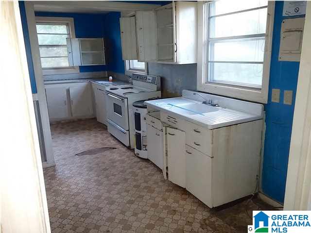 3130 Ashwood Road Bessemer, AL 35023 - Photo 3 of 13