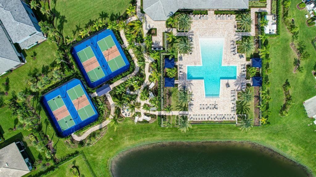 2178 Appleton Circle South Oakland Park, FL 33309 - Photo 17 of 22 an aerial view of a house