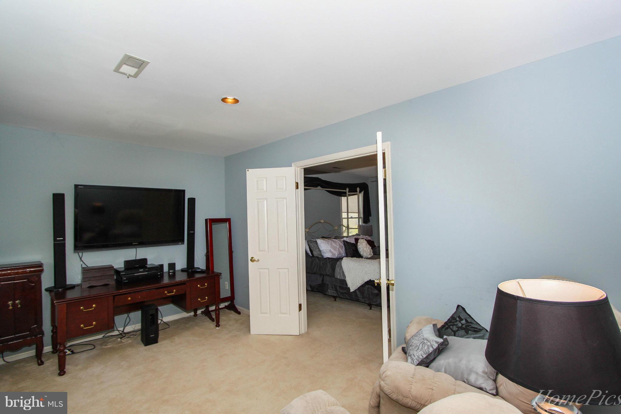 7923 Chestnut Grove Road Frederick, MD 21701 - Photo 14 of 30 Bedroom (Master)
